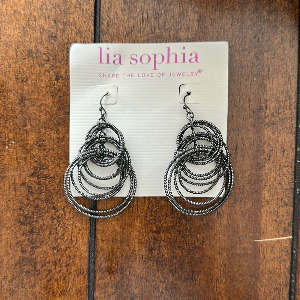 Lia Sophia Voltage Earrings 18$